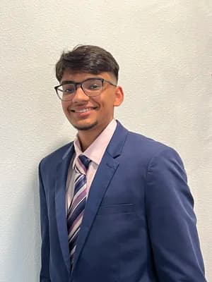 Jash Modi, tutor
