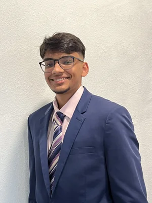 Jash Modi, tutor